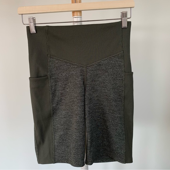 Women’s Dune Sky 9” Tight Short - Picture 1 of 8